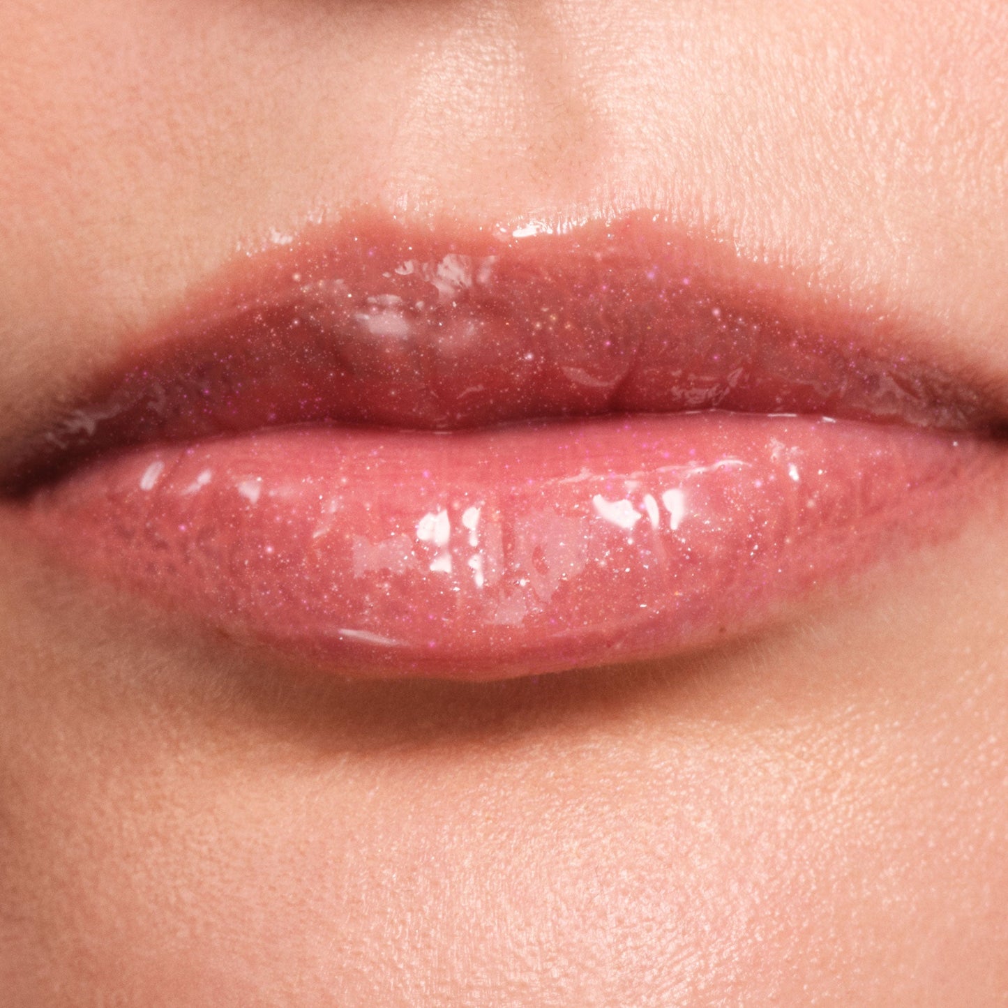 phyto-glow-lip-balm-shimmer-orbit-h5 NATR-10135-Phyto-Glow-Lip-Hover-Orbit.jpg