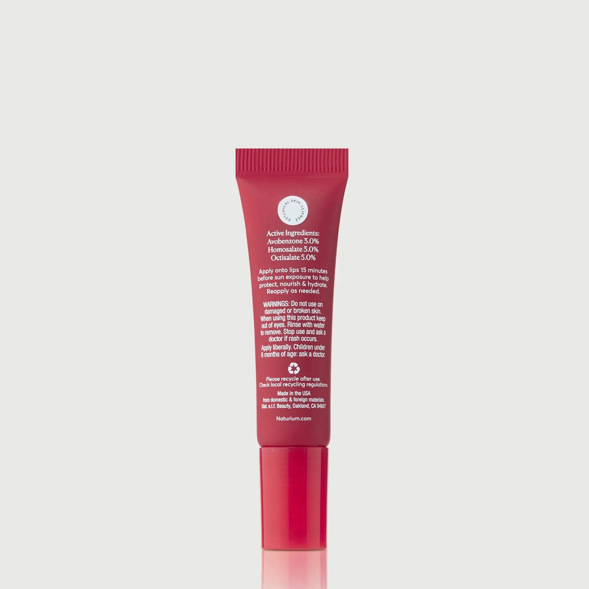 phyto-glow-lip-balm-spf-45-oasis-l7 NATR-10125_PhytoGlow_SPF_Oasis_primary_capon_back_bonebkgd_1.webp