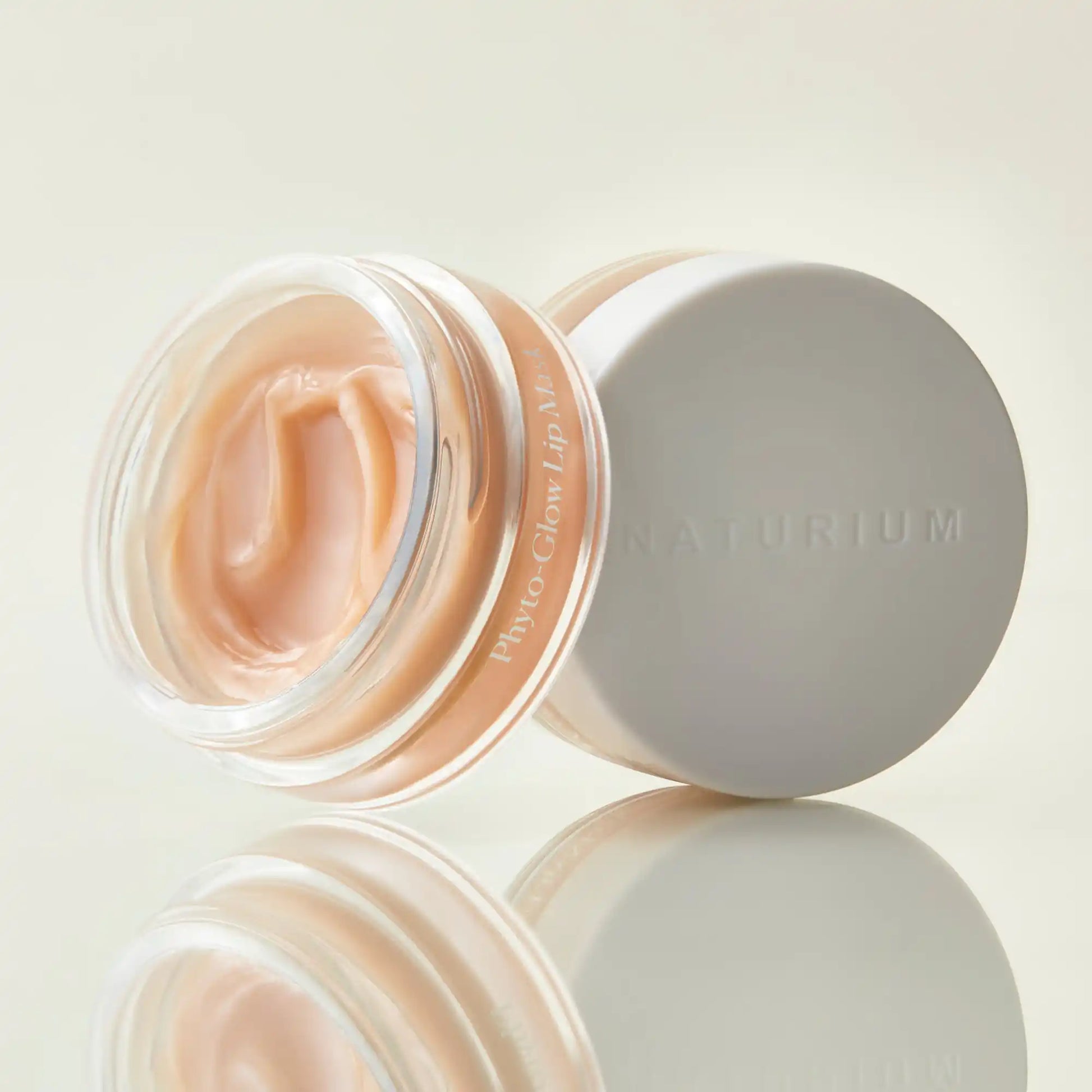 phyto-glow-lip-mask-b0 phyto-lipmask_0607-crop.webp